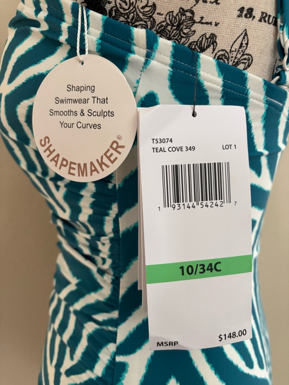 Coco Reef Contours Shaping Swimsuit with Removable Straps - Picture 6 of 9